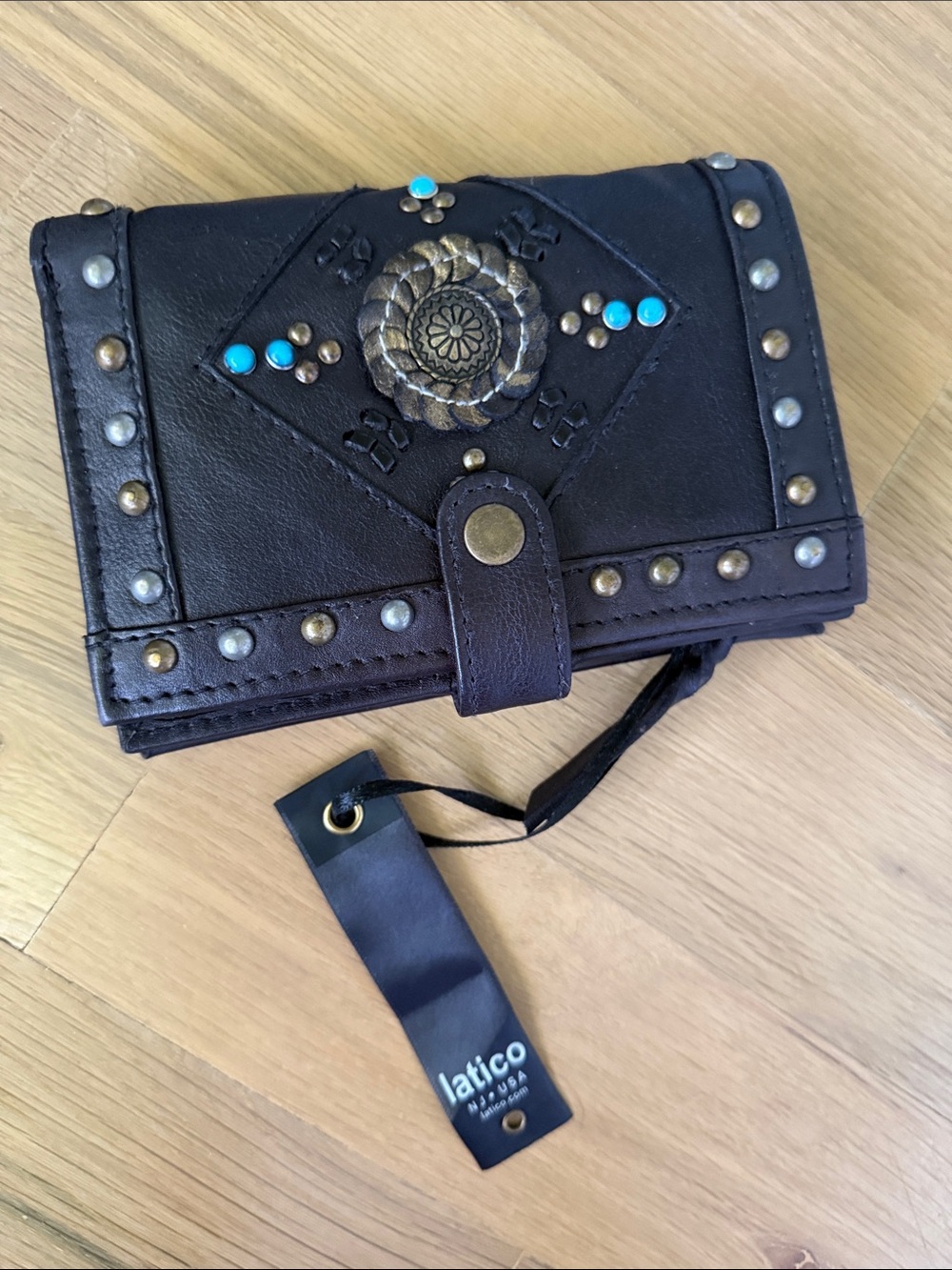 Latico Woodstock Wallet
